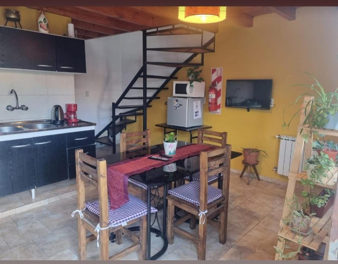 Tem Kotenkesh Depto Andiperlas X 4 Pax El Calafate Luaran gambar